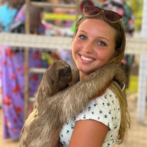 Monkey / Sloth Park + City Tour in Roatan - Roatan Sandri's Tours